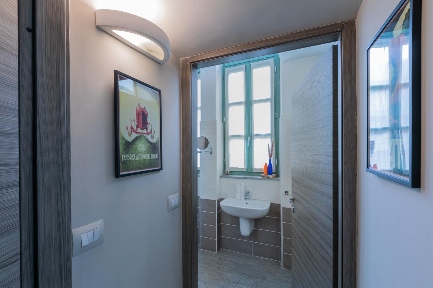 Housing Giulia Aparthotel Turin Exterior photo